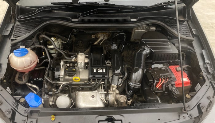 2017 Volkswagen Vento HIGHLINE PLUS 1.2 AT 16 ALLOY, Petrol, Automatic, 78,846 km, Engine View