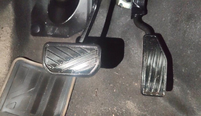 2021 Maruti IGNIS ZETA 1.2 AMT, Petrol, Automatic, 34,186 km, Pedals