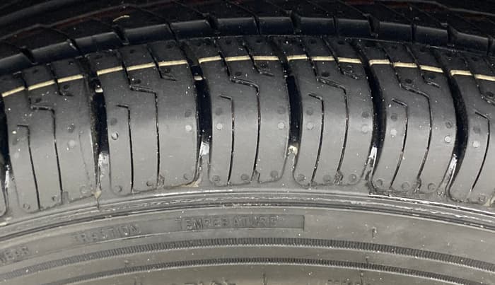 2018 Maruti Baleno DELTA CVT PETROL 1.2, Petrol, Automatic, 60,553 km, Left Front Tyre Tread