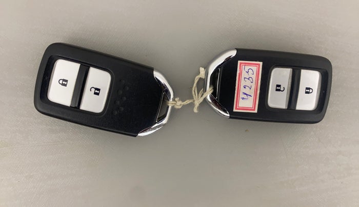 2018 Honda BR-V 1.5L I-VTEC V CVT, Petrol, Automatic, 45,112 km, Key Close Up