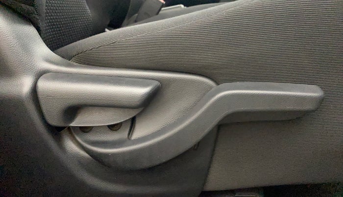 2018 Honda BR-V 1.5L I-VTEC V CVT, Petrol, Automatic, 45,112 km, Driver Side Adjustment Panel