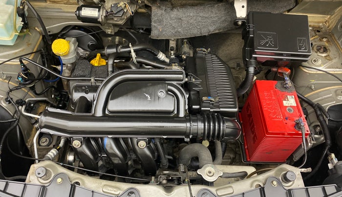 2015 Renault Kwid RXT 0.8, Petrol, Manual, 69,972 km, Engine View