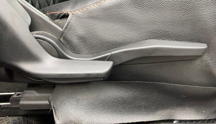 2017 Maruti Baleno ZETA CVT PETROL 1.2, Petrol, Automatic, 39,401 km, Driver Side Adjustment Panel