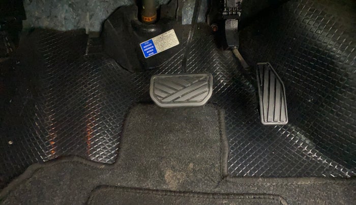 2017 Maruti Baleno ZETA CVT PETROL 1.2, Petrol, Automatic, 39,401 km, Pedals