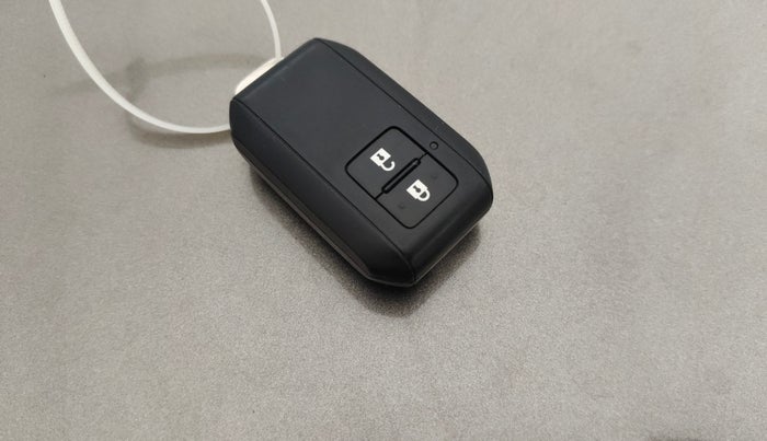 2020 Maruti Swift ZXI PLUS, Petrol, Manual, 30,929 km, Key Close Up