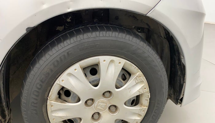 2012 Honda Brio S(O) MT, Petrol, Manual, 65,755 km, Right fender - Lining loose