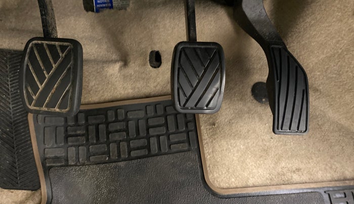 2023 Maruti Ciaz DELTA 1.5 SHVS MT PETROL, Petrol, Manual, 65,685 km, Pedals