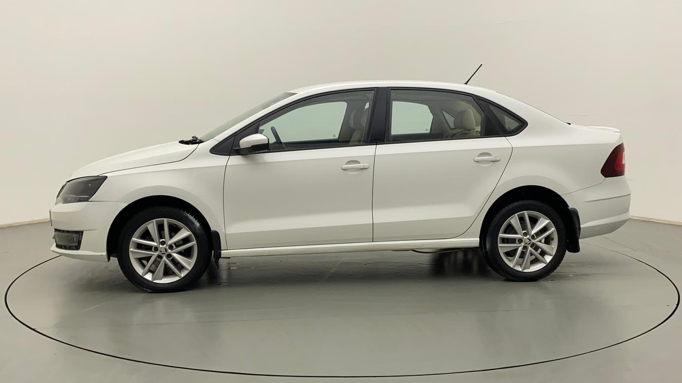 2018 Skoda Rapid STYLE 1.6 MPI AT, Petrol, Automatic, 84,936 km, Left Side