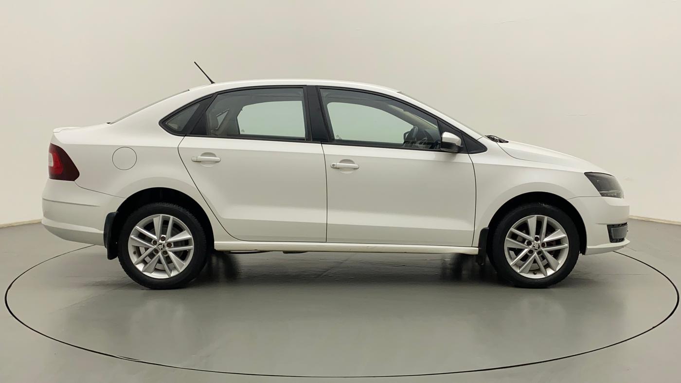 2018 Skoda Rapid STYLE 1.6 MPI AT, Petrol, Automatic, 84,936 km, Right Side View