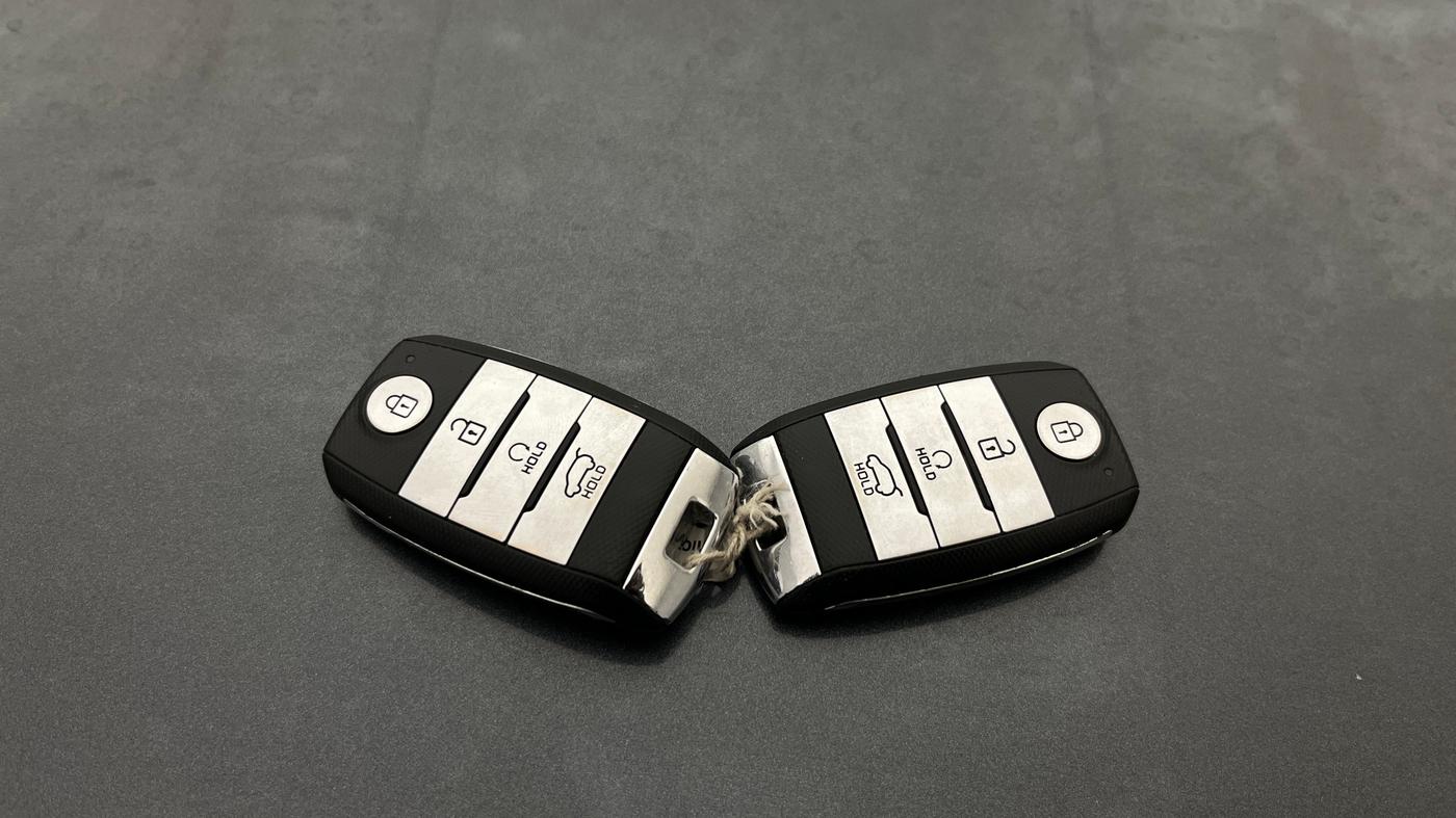 2020 KIA SELTOS HTX IVT 1.5 PETROL, Petrol, Automatic, 79,929 km, Key Close Up