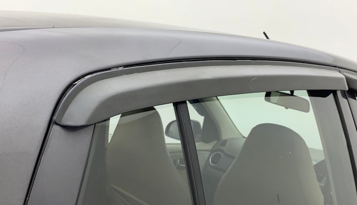 2012 Hyundai i10 SPORTZ 1.2, Petrol, Manual, 1,24,792 km, Right rear door - Door visor damaged
