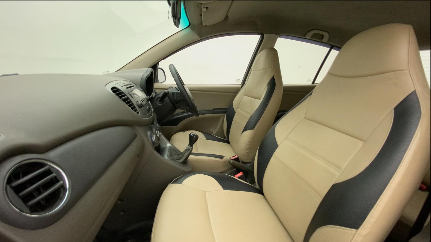 2012 Hyundai i10 SPORTZ 1.2, Petrol, Manual, 1,24,792 km, Right Side Front Door Cabin