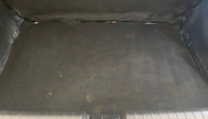 2021 Hyundai NEW I20 ASTA (O) 1.2 MT, Petrol, Manual, 69,787 km, Boot Inside