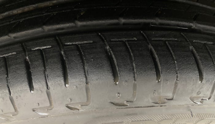 2023 Maruti IGNIS ALPHA 1.2, Petrol, Manual, 7,915 km, Left Front Tyre Tread