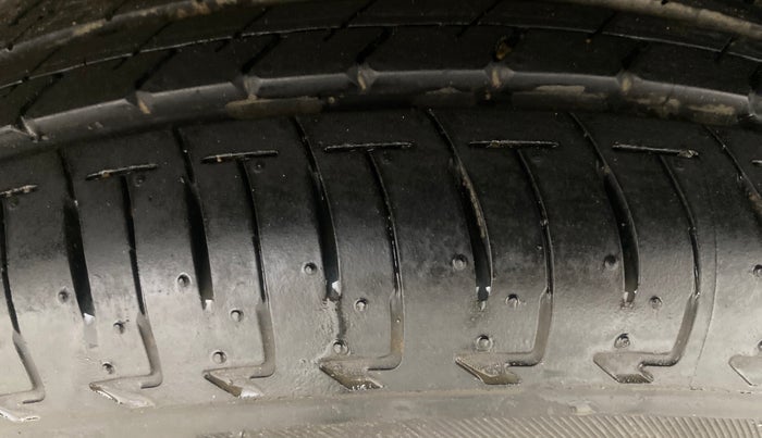 2023 Maruti IGNIS ALPHA 1.2, Petrol, Manual, 7,915 km, Left Rear Tyre Tread