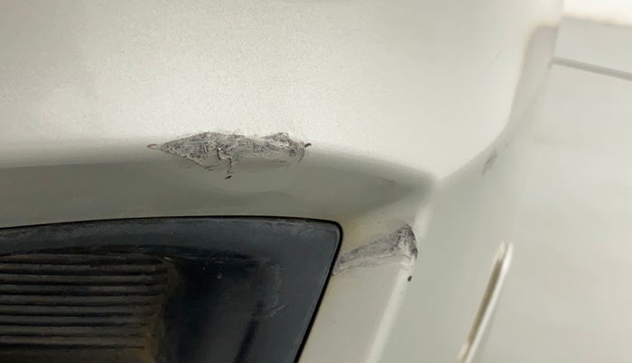 2015 Maruti Ciaz ZXI+, Petrol, Manual, 68,708 km, Rear bumper - Minor scratches