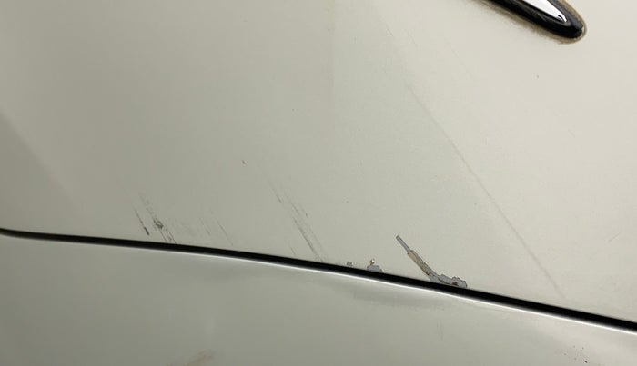 2015 Maruti Ciaz ZXI+, Petrol, Manual, 68,708 km, Rear left door - Minor scratches