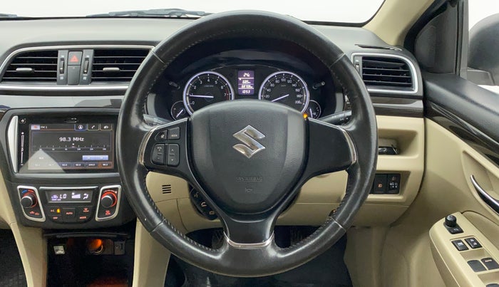 2015 Maruti Ciaz ZXI+, Petrol, Manual, 68,708 km, Steering Wheel Close Up