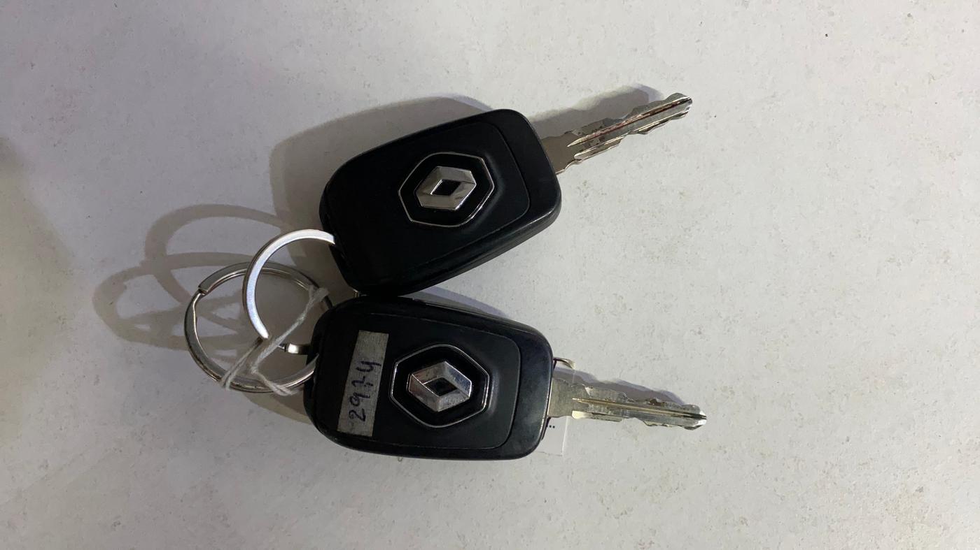 2020 Renault Duster RXZ 1.5 PETROL MT, Petrol, Manual, 50,715 km, Key Close Up