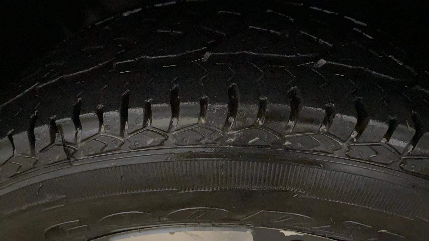 2020 Renault Duster RXZ 1.5 PETROL MT, Petrol, Manual, 50,715 km, Left Front Tyre Tread