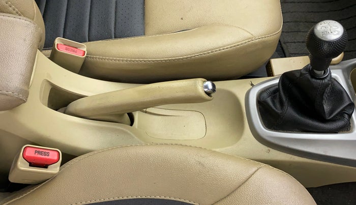 2010 Honda City 1.5L I-VTEC S MT, Petrol, Manual, 50,507 km, Gear Lever