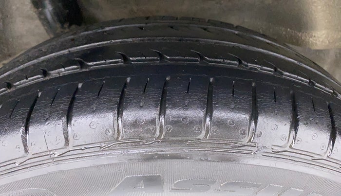 2010 Honda City 1.5L I-VTEC S MT, Petrol, Manual, 50,507 km, Right Rear Tyre Tread