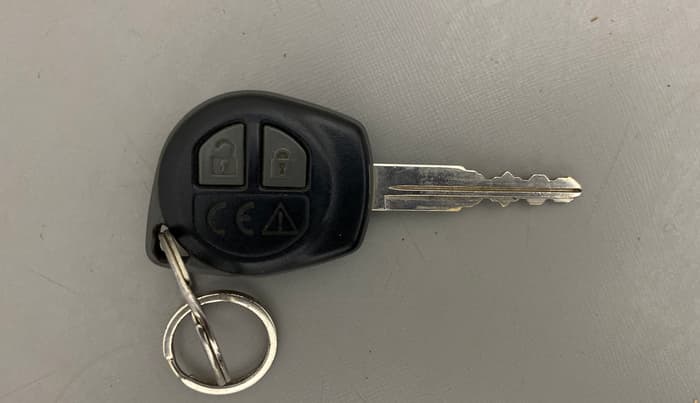 2024 Maruti Baleno DELTA PETROL 1.2, Petrol, Manual, 80,104 km, Key Close Up