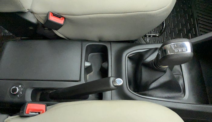 2021 Renault TRIBER RXZ AT, Petrol, Automatic, 10,682 km, Gear Lever