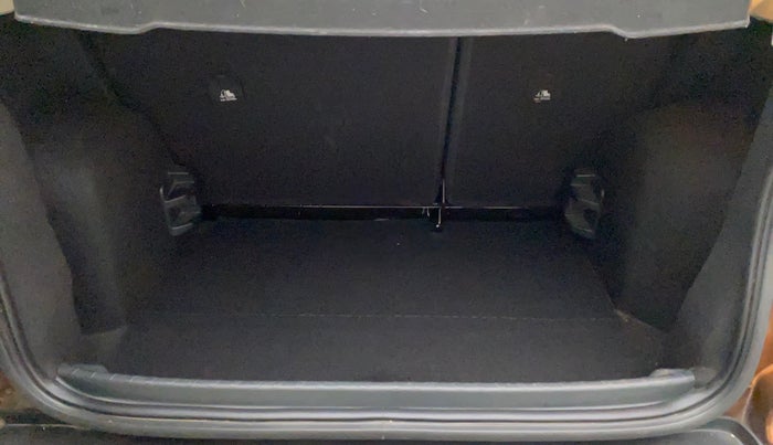 2020 Ford Ecosport TITANIUM 1.5L SPORTS(SUNROOF) DIESEL, Diesel, Manual, 5,794 km, Boot Inside