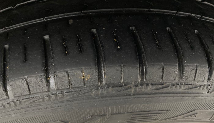 2018 Hyundai Grand i10 MAGNA AT 1.2 KAPPA VTVT, Petrol, Automatic, 49,574 km, Left Rear Tyre Tread