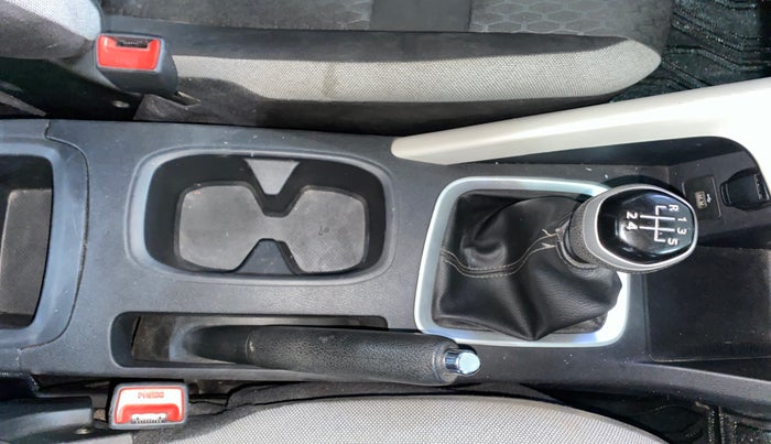 2022 Nissan MAGNITE XV MT, Petrol, Manual, 35,208 km, Gear Lever