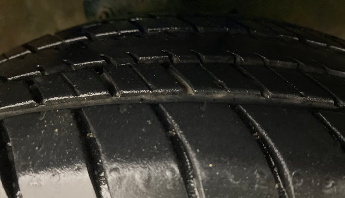 2019 Maruti Celerio VXI AGS, Petrol, Automatic, 52,036 km, Right Front Tyre Tread
