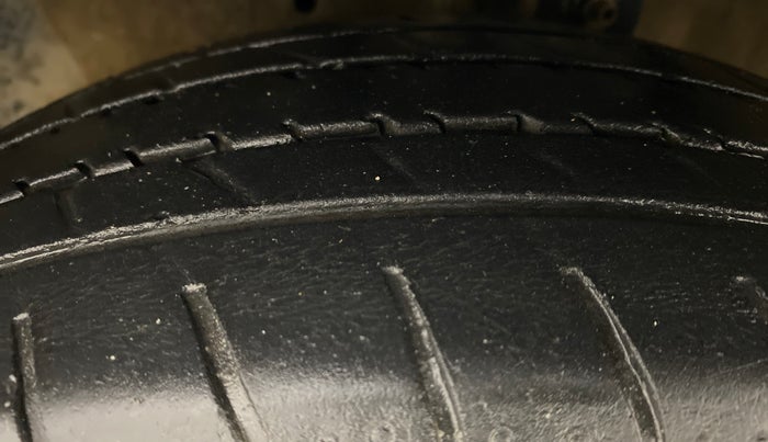 2019 Maruti Celerio VXI AGS, Petrol, Automatic, 52,036 km, Left Front Tyre Tread