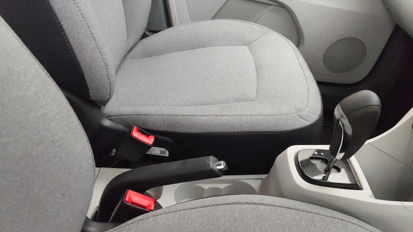 2025 Tata Tiago XZA, Petrol, Automatic, 1,702 km, Gear Lever
