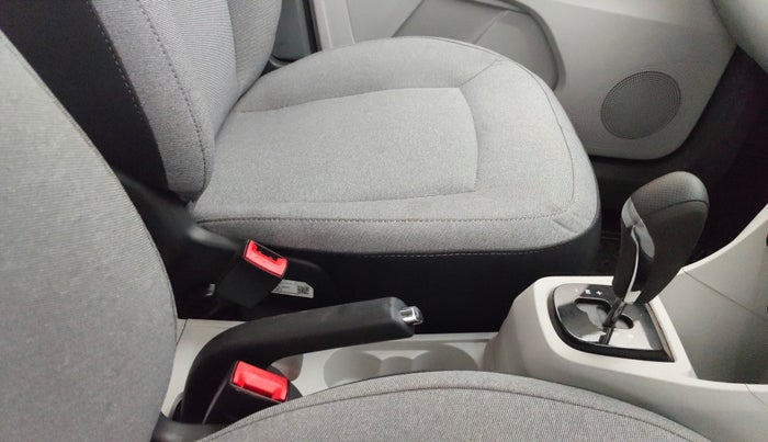 2025 Tata Tiago XZA, Petrol, Automatic, 1,702 km, Gear Lever