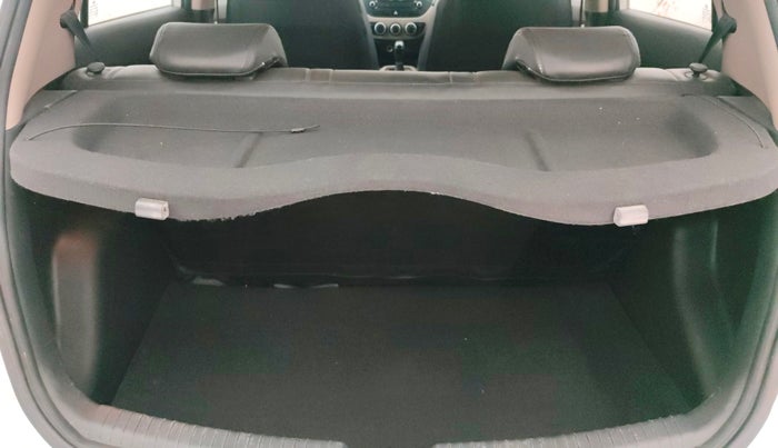 2016 Hyundai Grand i10 ASTA AT 1.2 KAPPA VTVT, Petrol, Automatic, 53,197 km, Boot Inside