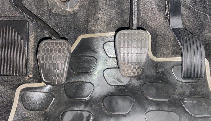 2018 Tata NEXON XZ PETROL, Petrol, Manual, 31,076 km, Pedals