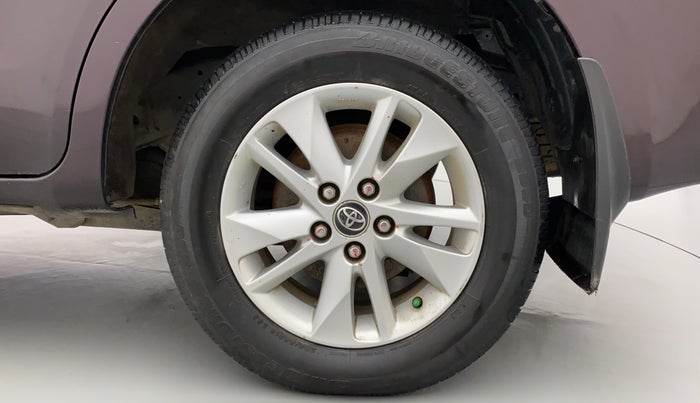 2018 Toyota Innova Crysta 2.4 VX 8 STR, Diesel, Manual, 81,894 km, Left Rear Wheel