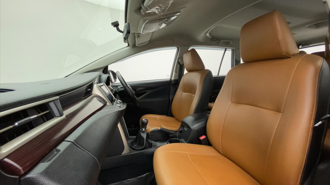 2018 Toyota Innova Crysta 2.4 VX 8 STR, Diesel, Manual, 81,894 km, Right Side Front Door Cabin