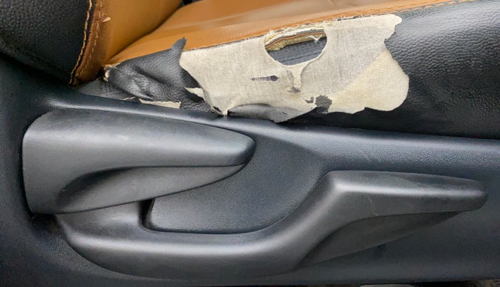 2018 Toyota Innova Crysta 2.4 VX 8 STR, Diesel, Manual, 81,894 km, Driver Side Adjustment Panel