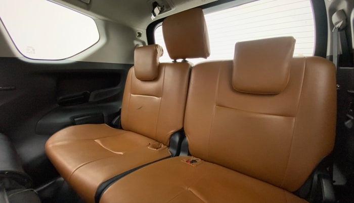 2018 Toyota Innova Crysta 2.4 VX 8 STR, Diesel, Manual, 81,894 km, Third Seat Row ( optional )