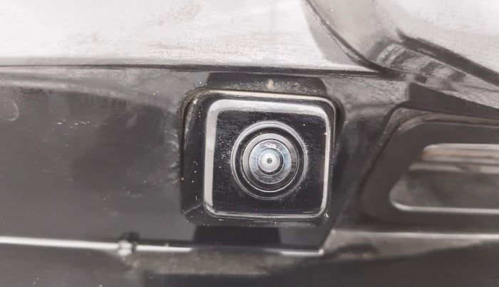 2024 Mahindra XUV700 AX5 Petrol AT 7 STR, Petrol, Automatic, 10,524 km, Parking Camera