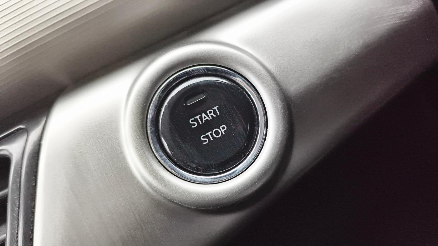 2024 Mahindra XUV700 AX5 Petrol AT 7 STR, Petrol, Automatic, 10,524 km, Keyless Start/ Stop Button