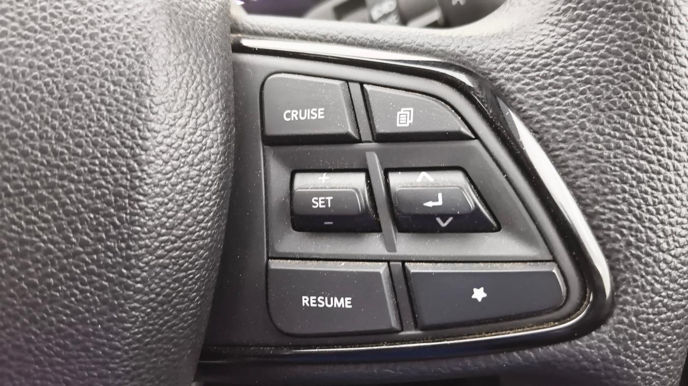 2024 Mahindra XUV700 AX5 Petrol AT 7 STR, Petrol, Automatic, 10,524 km, Adaptive Cruise Control