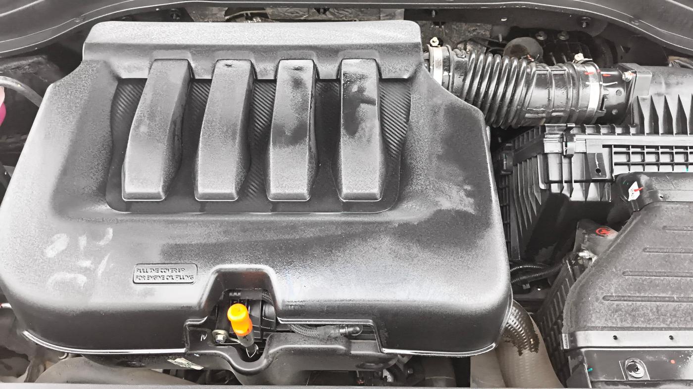 2024 Mahindra XUV700 AX5 Petrol AT 7 STR, Petrol, Automatic, 10,524 km, Engine View