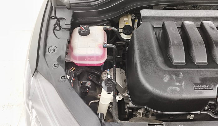 2024 Mahindra XUV700 AX5 Petrol AT 7 STR, Petrol, Automatic, 10,524 km, Engine View - Right