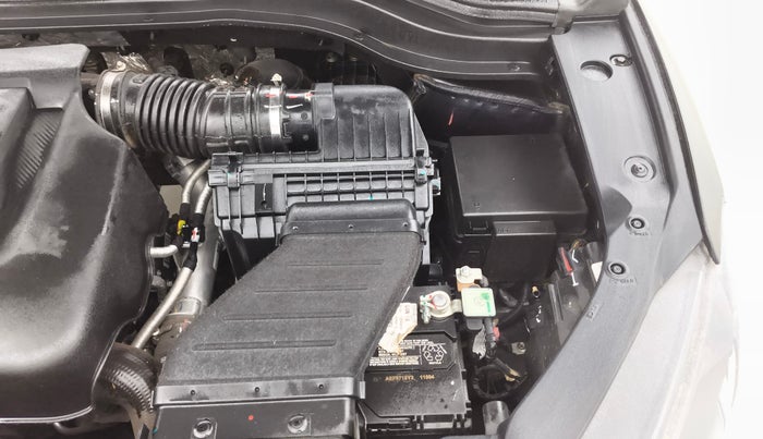 2024 Mahindra XUV700 AX5 Petrol AT 7 STR, Petrol, Automatic, 10,524 km, Engine View - Left