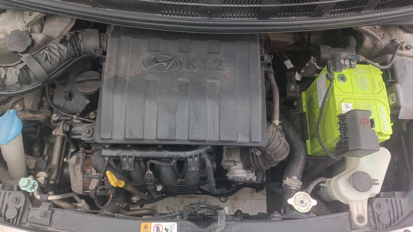 2017 Hyundai Grand i10 SPORTZ 1.2 KAPPA VTVT, Petrol, Manual, 23,635 km, Engine View
