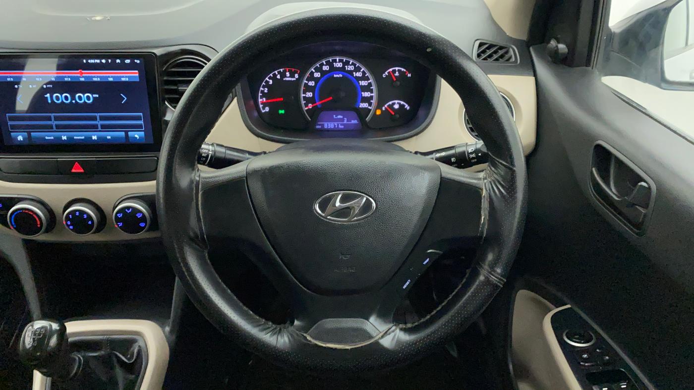 2017 Hyundai Grand i10 MAGNA U2 1.2 CRDI, Diesel, Manual, 83,928 km, Steering Wheel Close Up