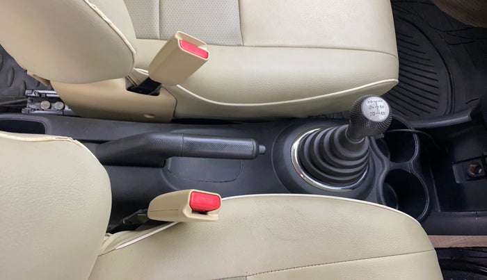 2015 Honda Amaze 1.2L I-VTEC VX, Petrol, Manual, 25,311 km, Gear Lever